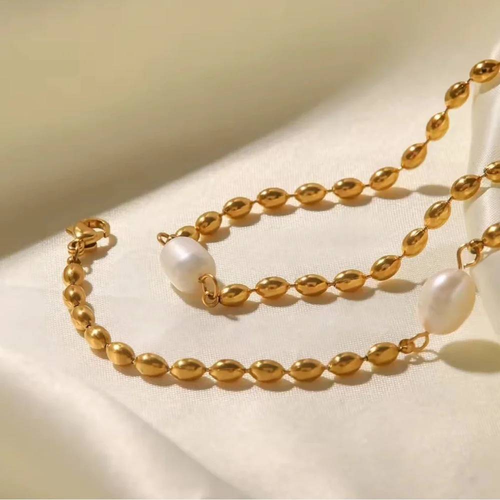 Luxury Minimal Gold & Pearl Necklace Bracelet Set